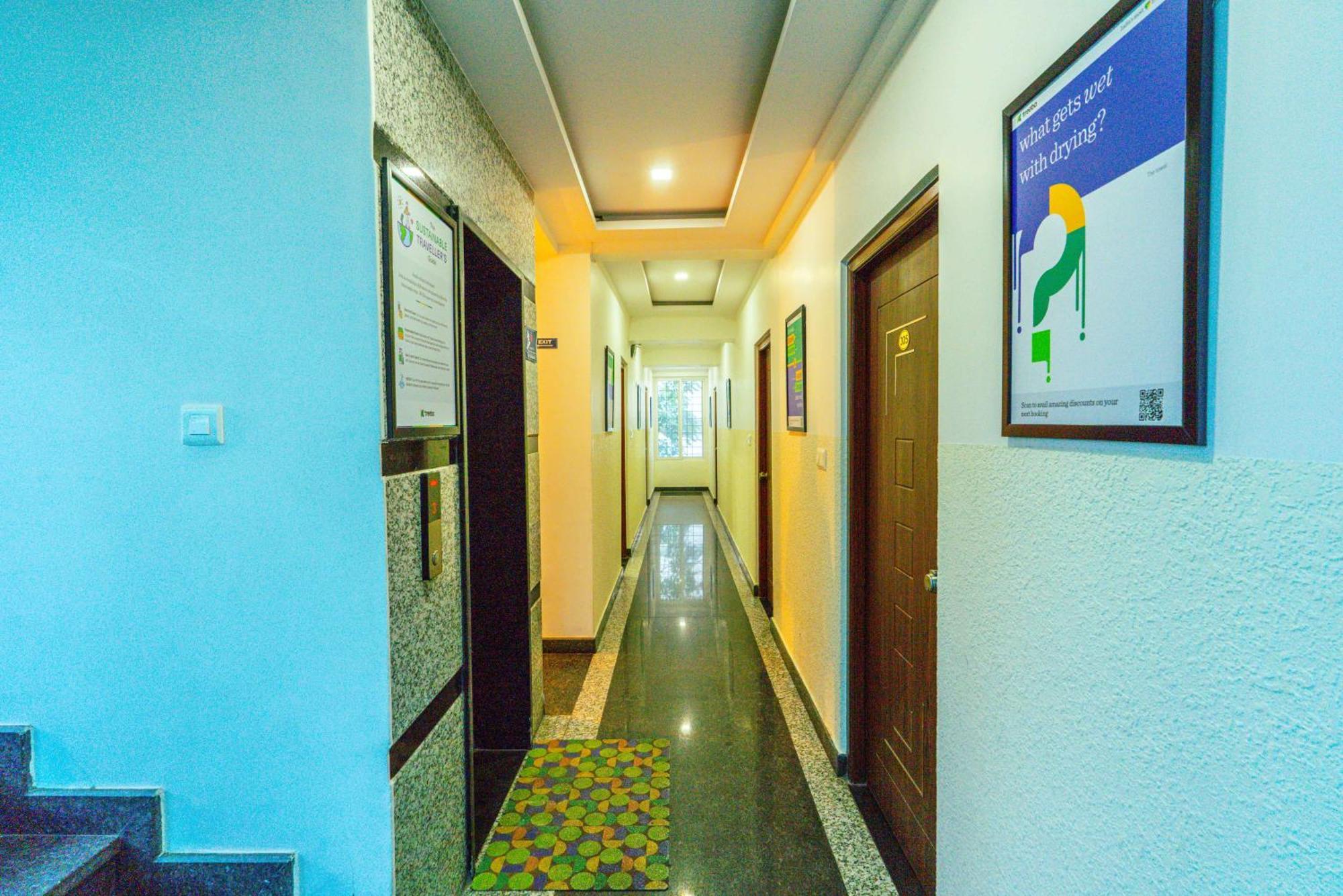 Treebo Elmas Grand Hotel Bangalore Luaran gambar